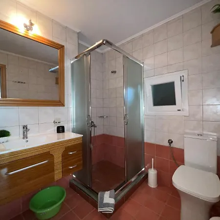 Elia Apartment